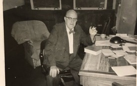 Sekretarz ambasady RP w Londynie był wsp&oacute;łpracownikiem Ignacego Paderewskiego. 3