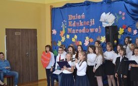 Obchody Dnia Edukacji Narodowej w samorządowych plac&oacute;wkach oświaty. 32