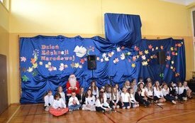 Obchody Dnia Edukacji Narodowej w samorządowych plac&oacute;wkach oświaty.  SP nr 2 we Włoszczowie.