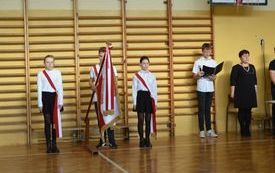 Samorządowe plac&oacute;wki oświaty uczciły Narodowe Święto Niepodległości. 23