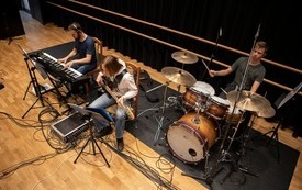 Młodzieżowa Orkiestra Dęta we Włoszczowie ma już 10 lat. MOD nagrywa swoją pierwszą płytę.