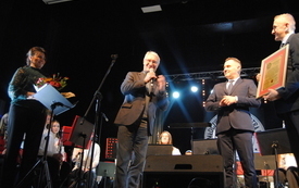 Publiczność miała niepowtarzalną okazję, żeby wysłuchać przygotowanego specjalnie na&nbsp;tę okazję koncertu, przeplatanego przem&oacute;wieniami, gratulacjami. 6