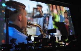 Publiczność miała niepowtarzalną okazję, żeby wysłuchać przygotowanego specjalnie na&nbsp;tę okazję koncertu, przeplatanego przem&oacute;wieniami, gratulacjami. 42