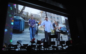 Publiczność miała niepowtarzalną okazję, żeby wysłuchać przygotowanego specjalnie na&nbsp;tę okazję koncertu, przeplatanego przem&oacute;wieniami, gratulacjami. 51