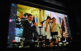 Publiczność miała niepowtarzalną okazję, żeby wysłuchać przygotowanego specjalnie na&nbsp;tę okazję koncertu, przeplatanego przem&oacute;wieniami, gratulacjami. 60