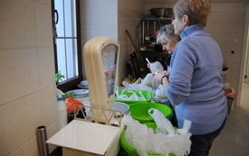 Jak co roku, wigilijny posiłek dla potrzebujących zorganizowało Towarzystwo Pomocy Świętego Brata Alberta Koło we Włoszczowie. 7