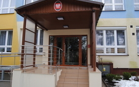 Nowe wejście do Przedszkola Samorządowego nr 2 we Włoszczowie. 8