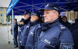  Nieoznakowany radiow&oacute;z marki Kia trafił do włoszczowskich policjant&oacute;w.  2