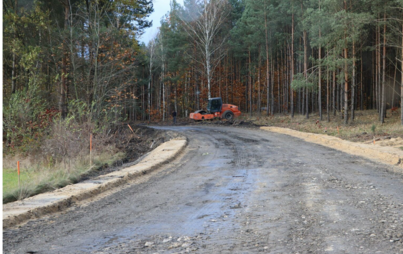 Zdjęcie do Rozpoczęła się przebudowa drogi powiatowej w Woli Wiśniowej&nbsp;