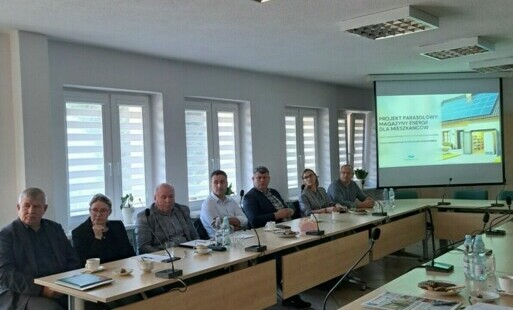 Zdjęcie do We Włoszczowie inauguracja projektu magazynowania energii z udziałem potencjalnych beneficjent&oacute;w i zdeklarowanych samorząd&oacute;w