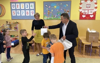 Zdjęcie do Dzieci kocha się tylko za to,że są - m&oacute;wią rodzice, dziadkowie, nauczyciele