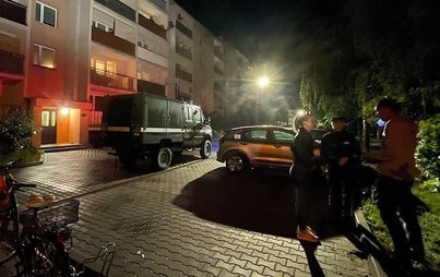 Zdjęcie do Wybuchowe znalezisko w jednym z mieszkań na Armii Krajowej. Do akcji musieli wkroczyć saperzy! 