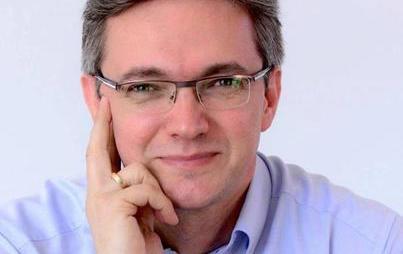 Zdjęcie do Konkurs poetycki &quot;O Laur Adama&quot;. Adam funduje nagrody. Adam organizuje, w jury trzech Adam&oacute;w