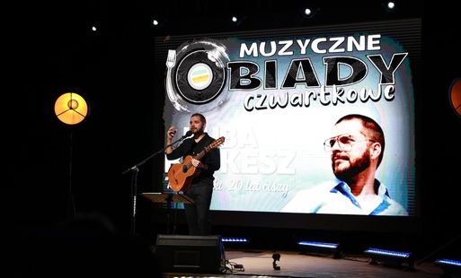 Muzyczne Obiady Czwartkowe - Kuba Blokesz