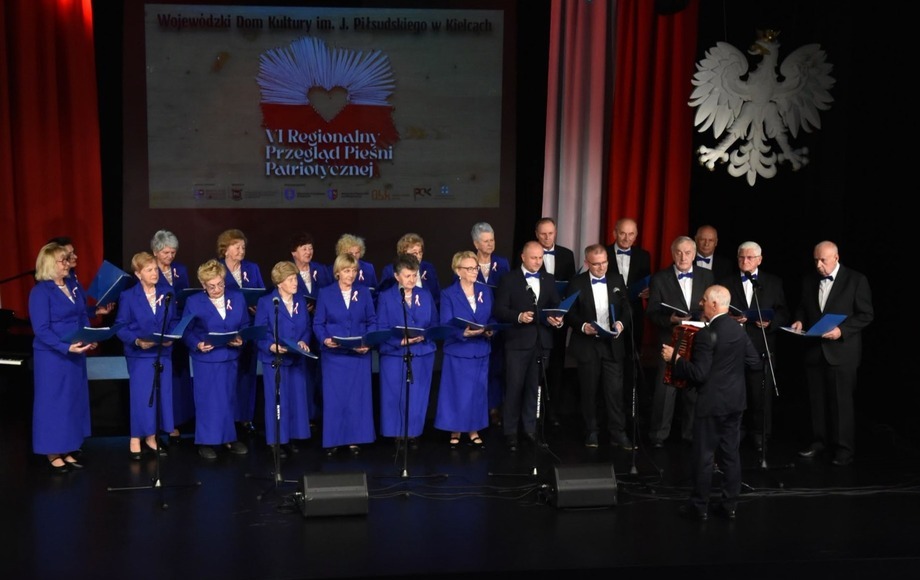 Chór Seniora „Niezastąpieni” z Włoszczowy zdobył II miejsce w Kielcach